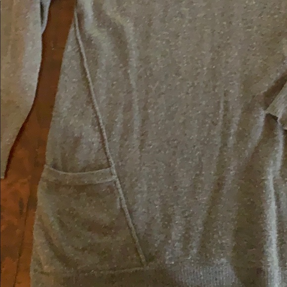 Bloomingdale’s Aqua Cashmere Sweater - Picture 6 of 8